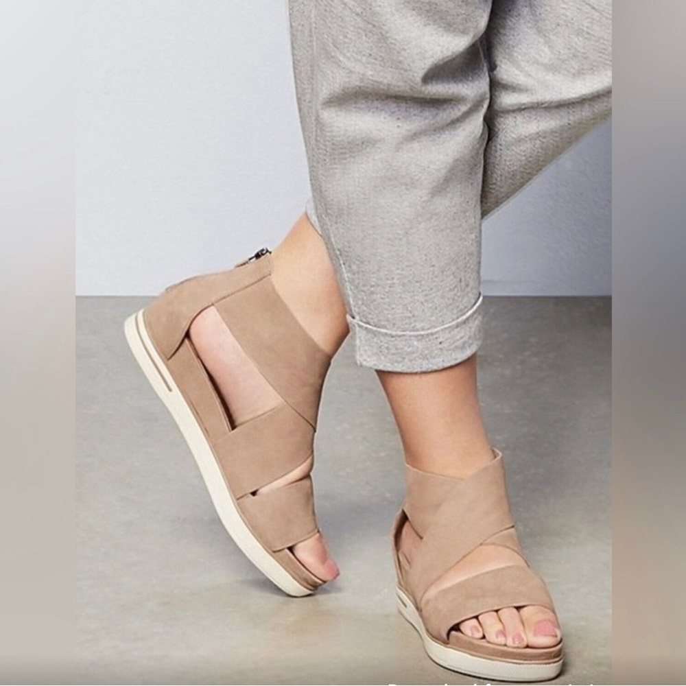 Eileen Fisher Sport Nubuck Tan Sandals, Sz. 8M, Excellent Condition!